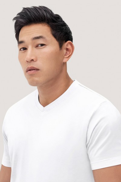 226 HAKRO V-Shirt Classic